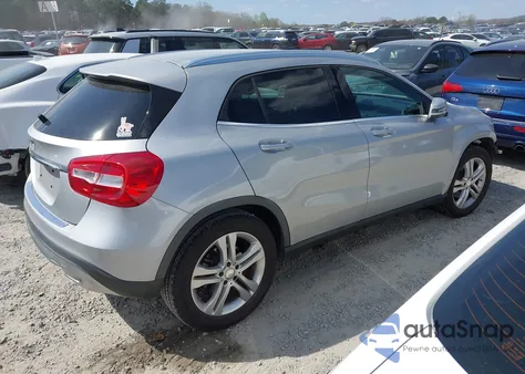 2016 Mercedes-Benz Gla 250 z USA, uszkodzony, nr VIN WDCTG4EB2GJ256889